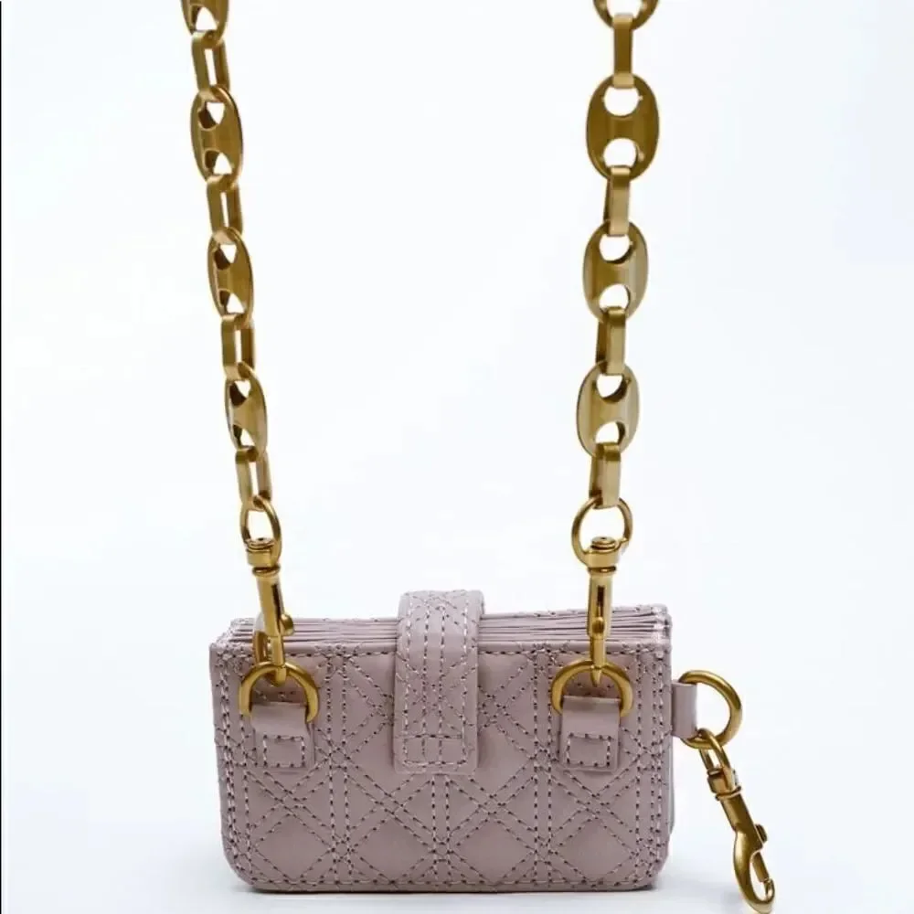 ZARA DOUBLE SEAM CARD HOLDER - Picture 6 of 8